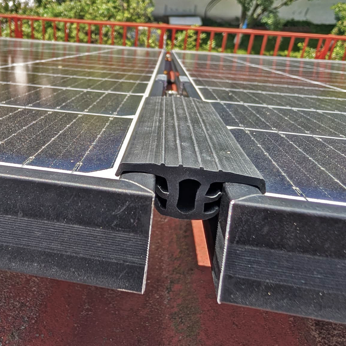 Garnitura din cauciuc pentru panou fotovoltaic 24x42x16.5 mm