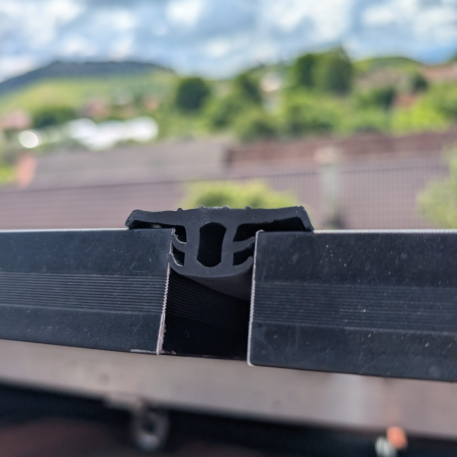 Garnitura din cauciuc pentru panou fotovoltaic 24x42x16.5 mm